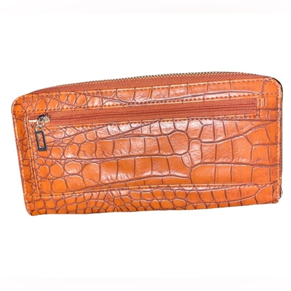 Guess Faux Crocodile Wallet - Picture 2 of 5